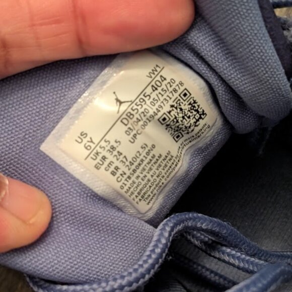 AIR JORDAN 12 RETRO Indigo Blue - Picture 2 of 11